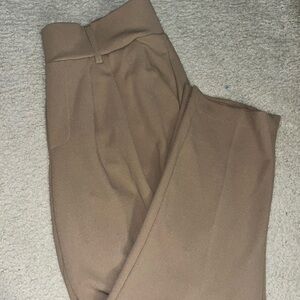 🆕 Fashion Nova Tan High Waisted Pant sz 1X